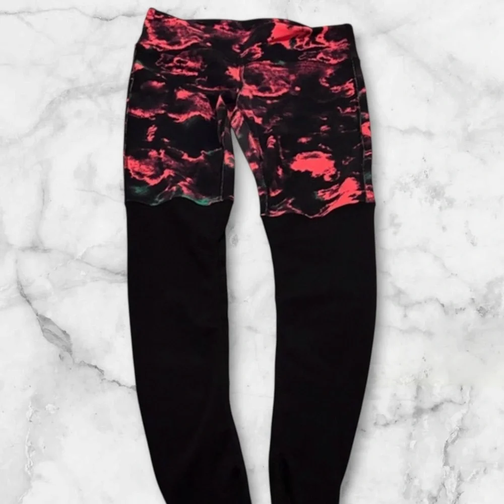 Alo Yoga Abstract‎ Print Leggings Size S